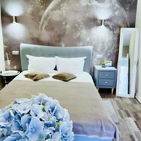 Moon And Sun Apartments Sibiu Bagian luar foto