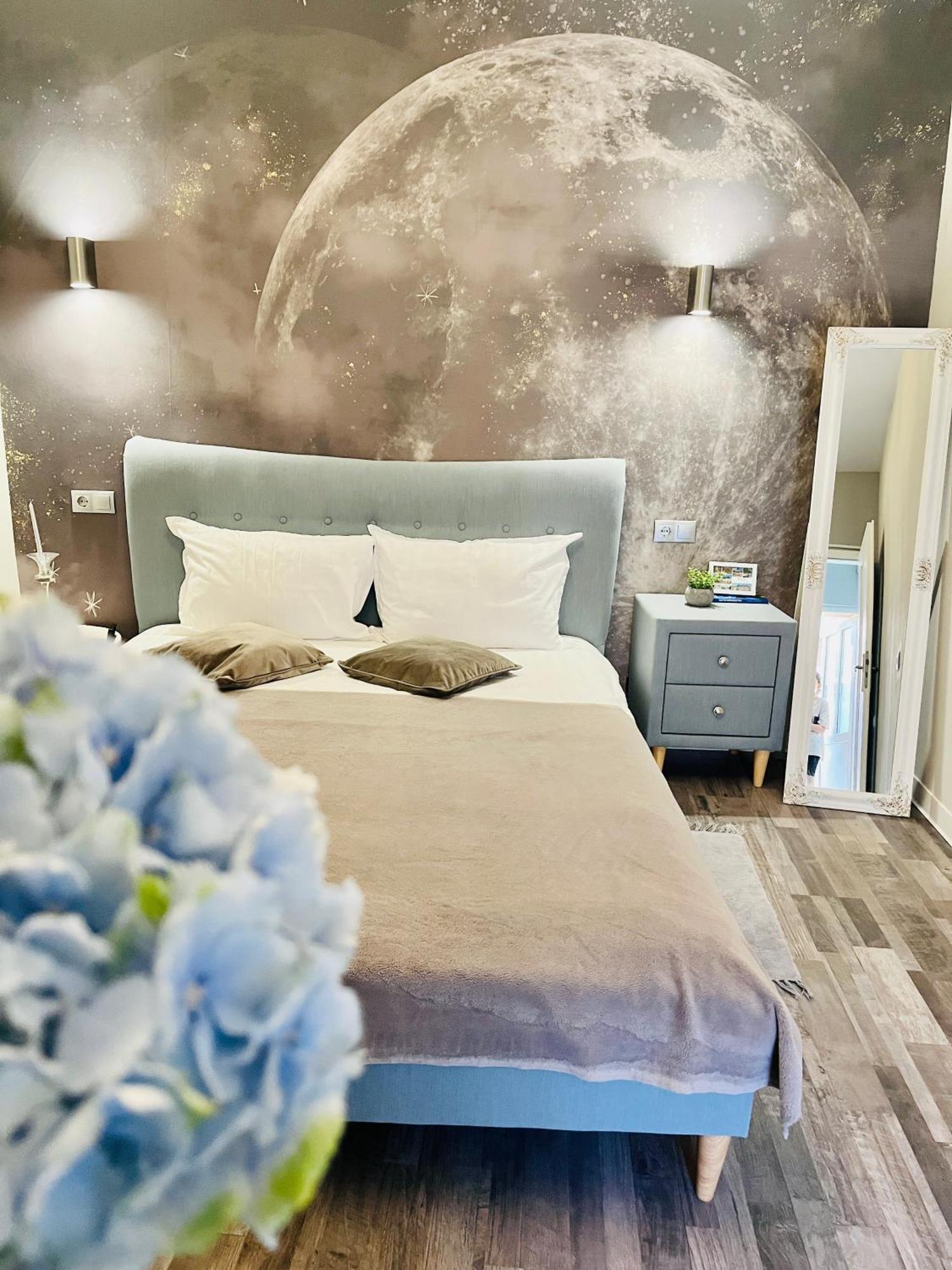 Moon And Sun Apartments Sibiu Bagian luar foto